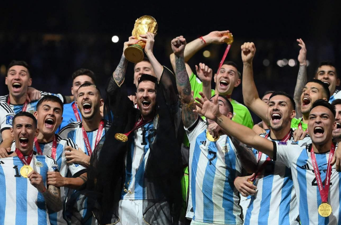 世界杯裁判选派名单，名哨执法关键战